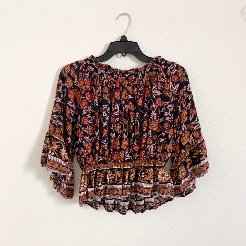 Chelsea & Violet off the shoulder top